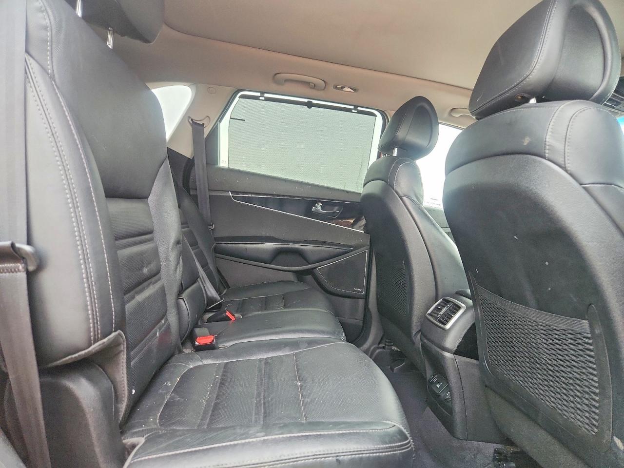 2016 KIA SORENTO