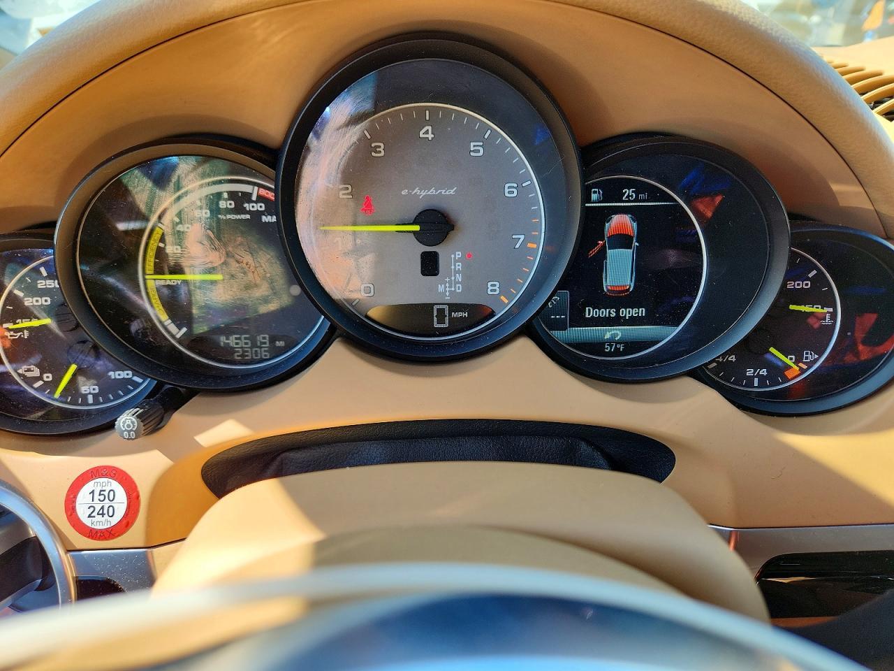 2015 PORSCHE CAYENNE