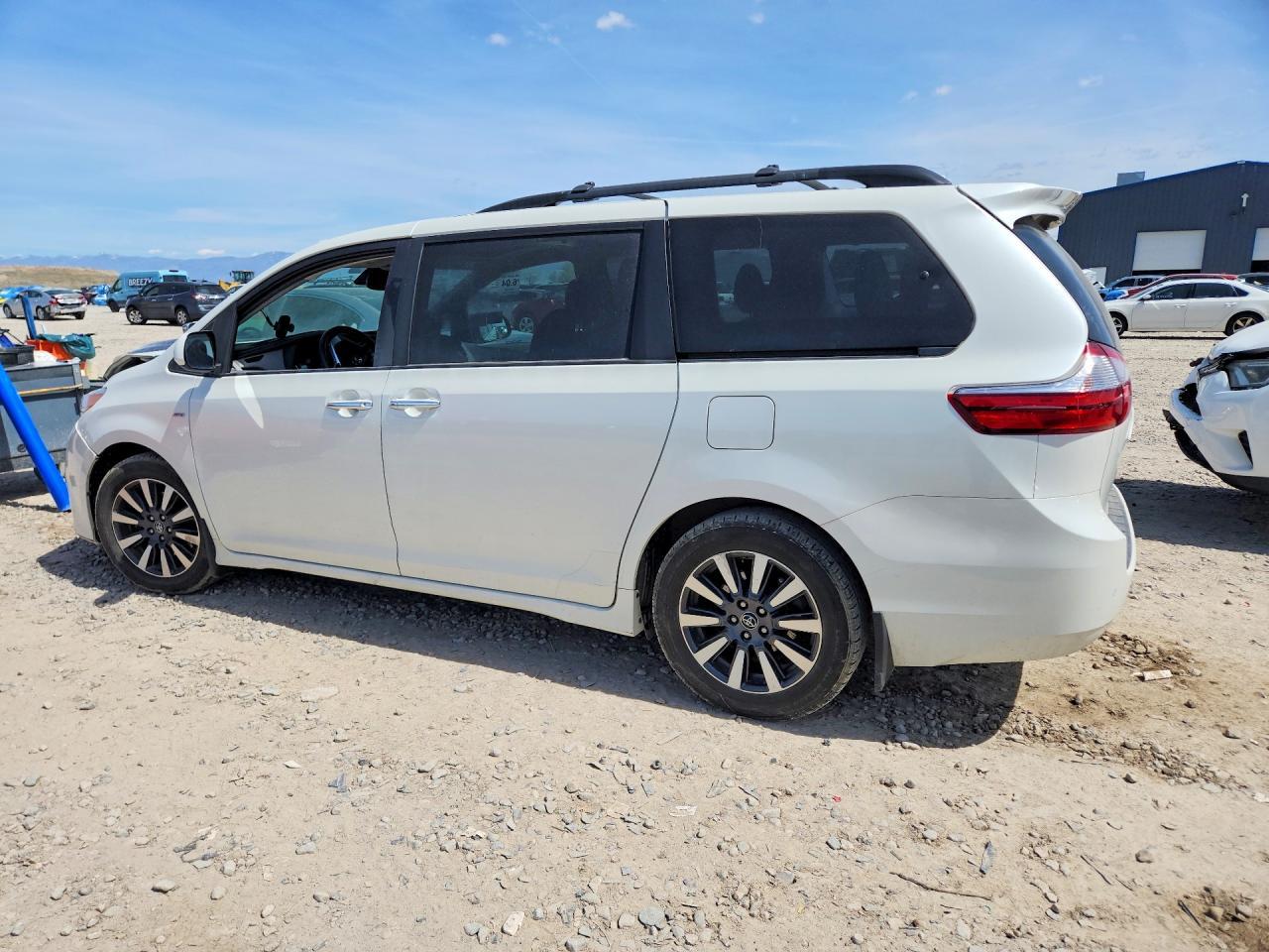 2018 TOYOTA SIENNA