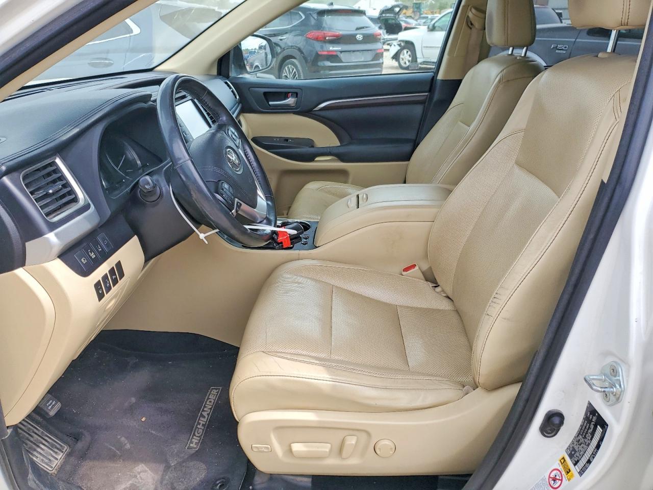 2015 TOYOTA HIGHLANDER