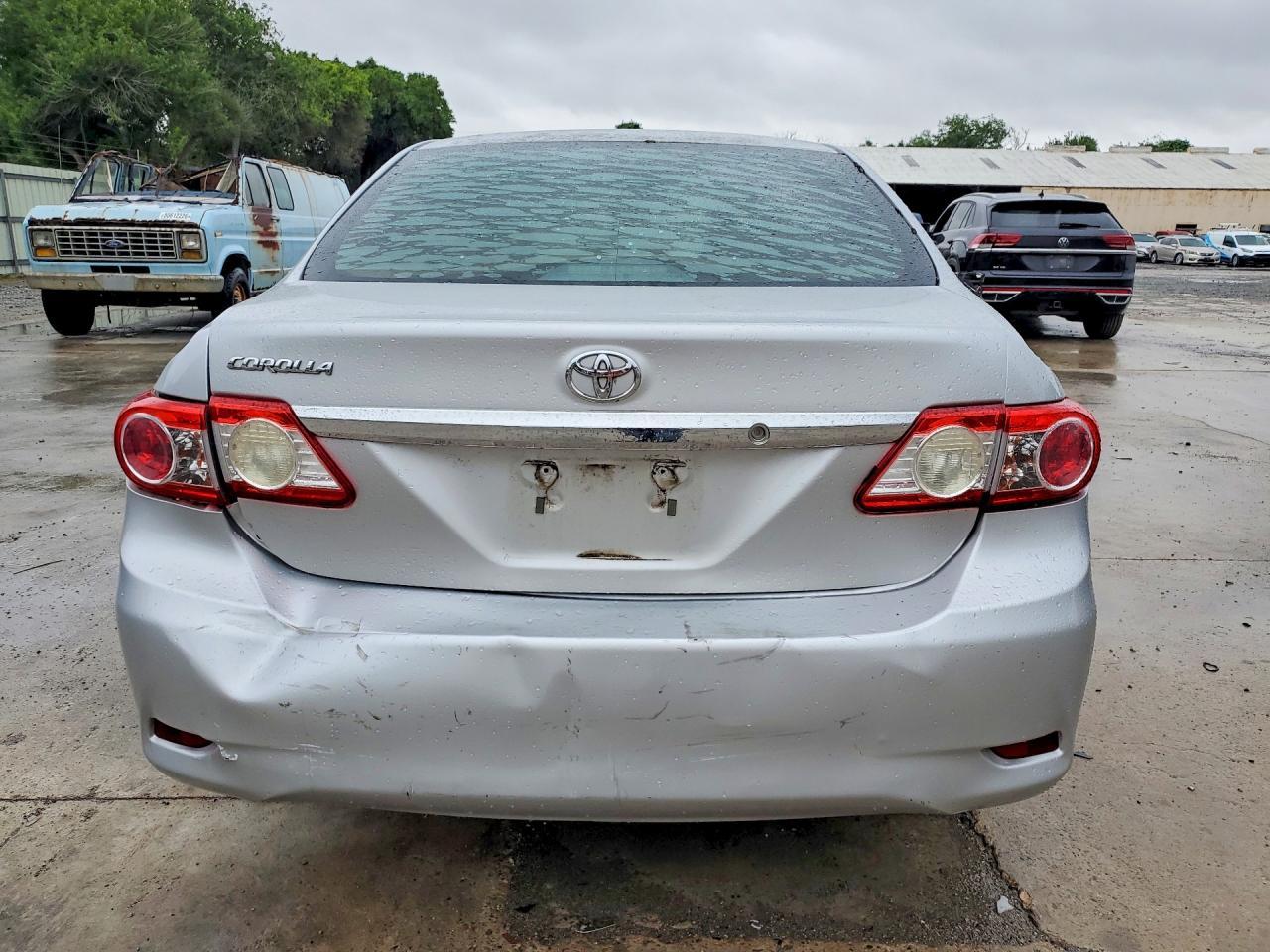2013 TOYOTA COROLLA
