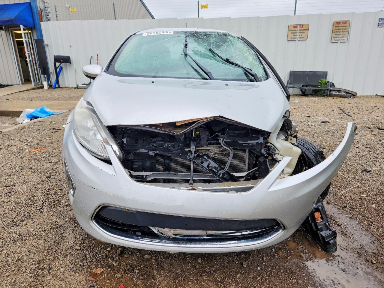 2012 FORD Fiesta