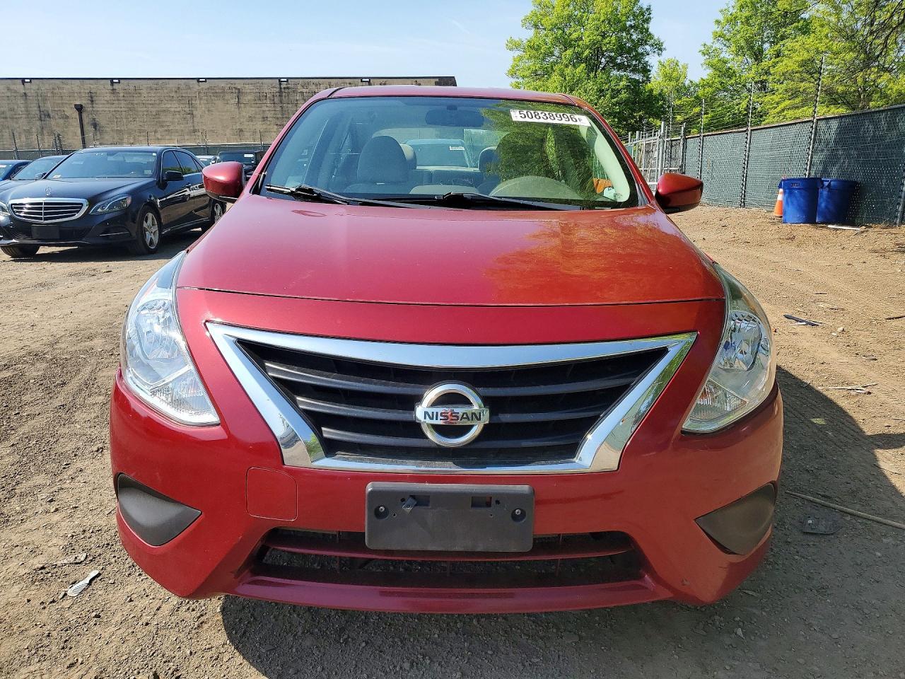 2015 NISSAN VERSA