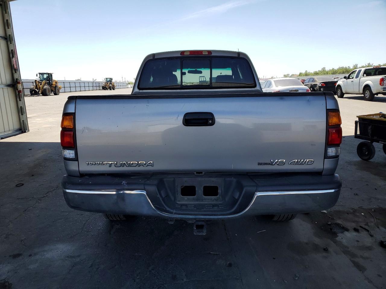 2002 TOYOTA TUNDRA