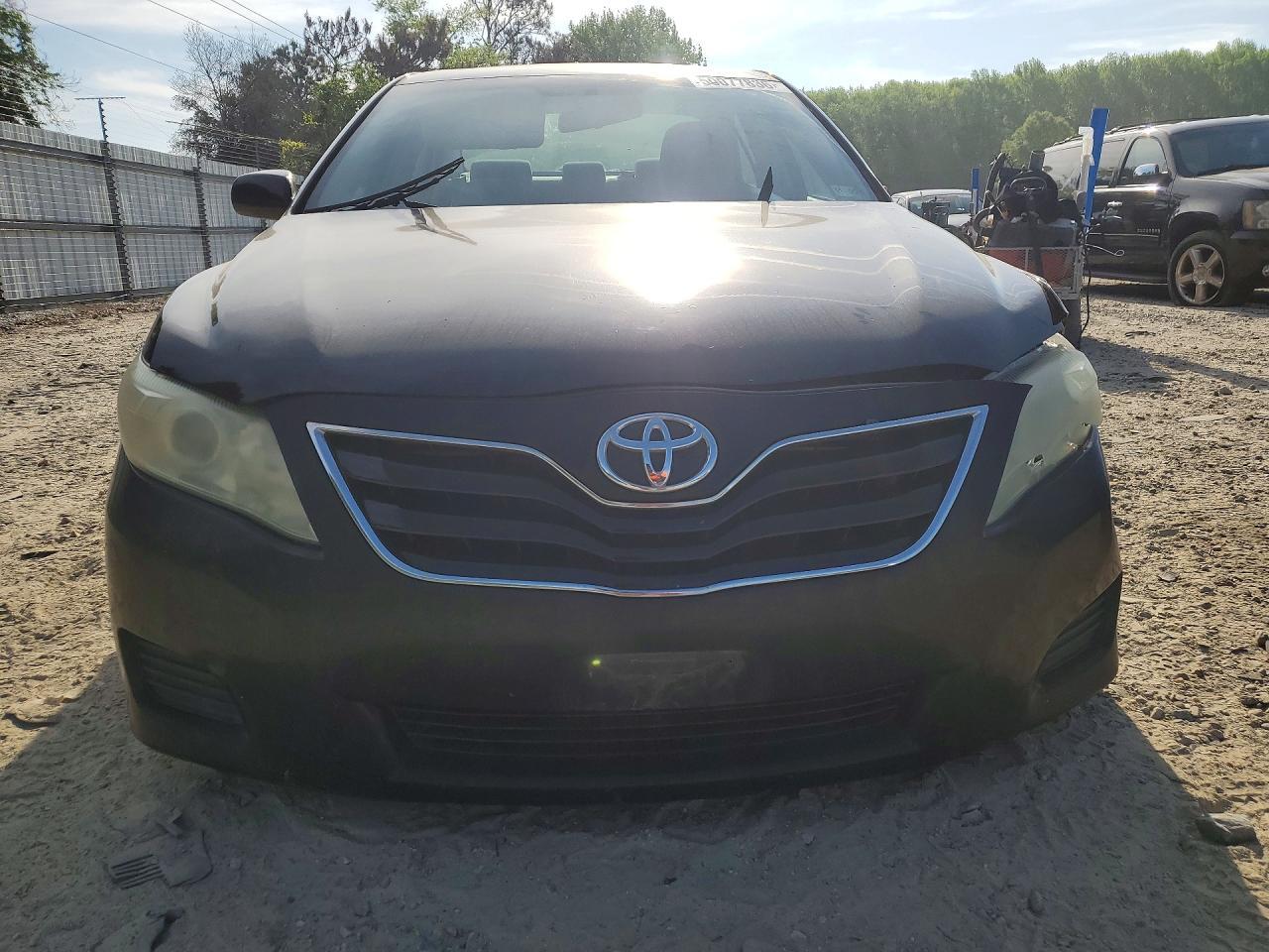 2010 TOYOTA CAMRY