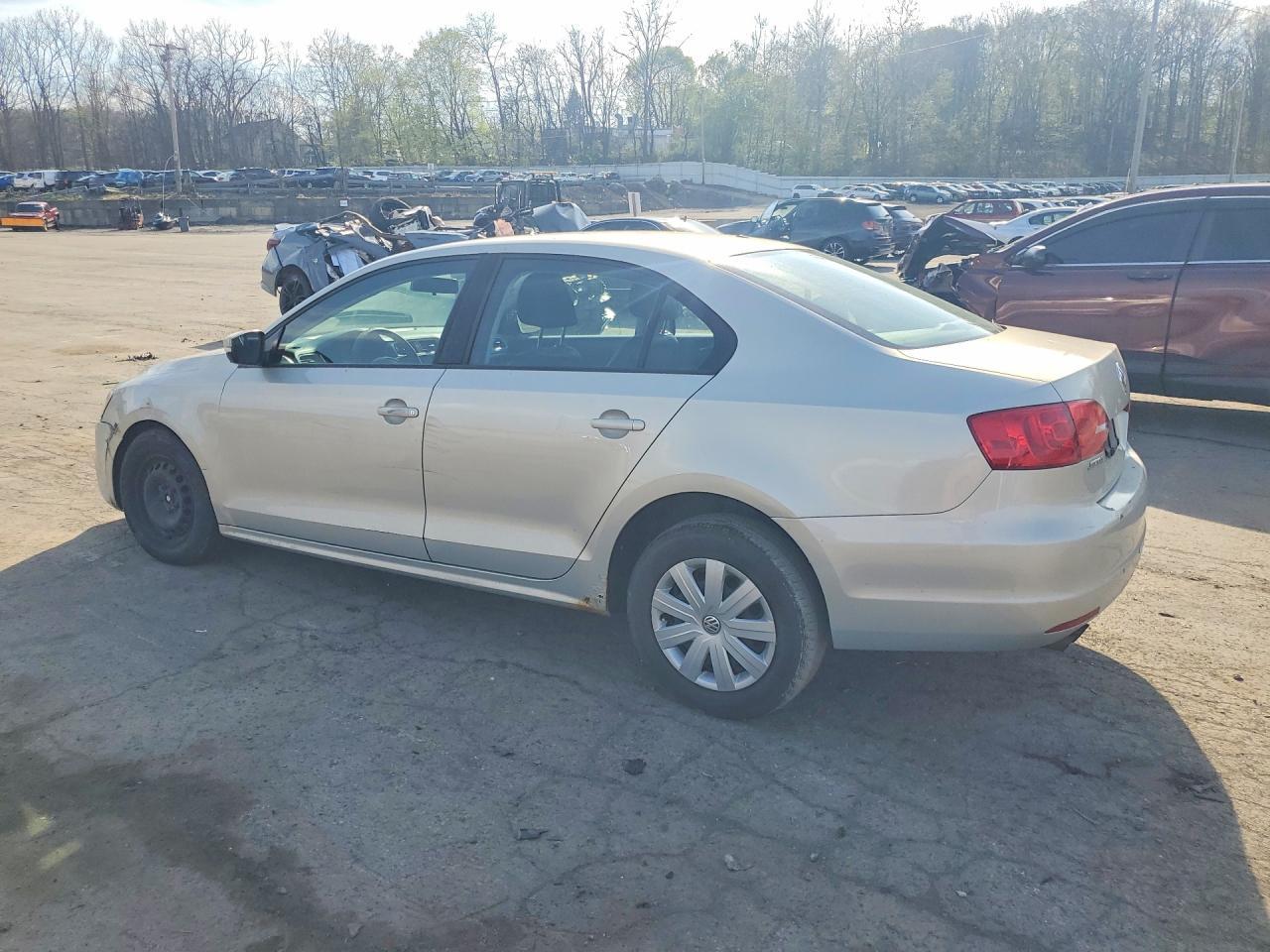 2011 VOLKSWAGEN JETTA