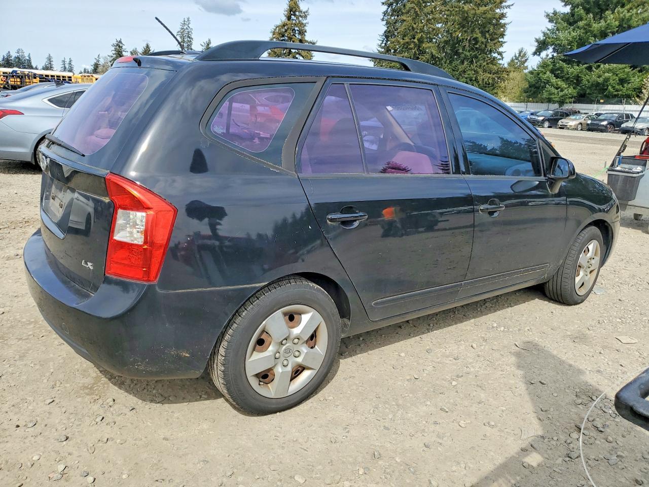 2009 KIA RONDO