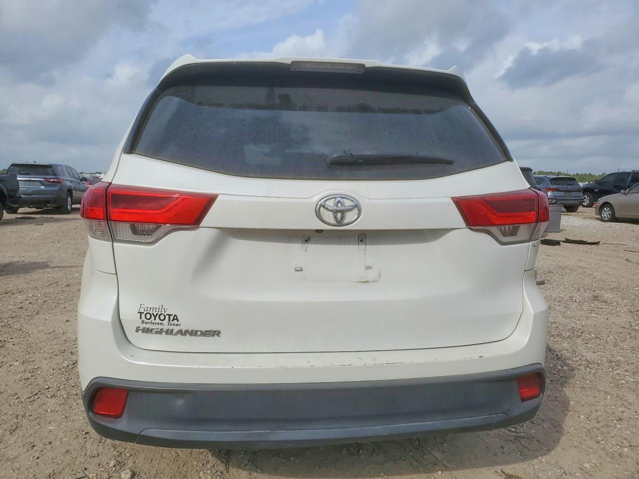 2019 TOYOTA HIGHLANDER