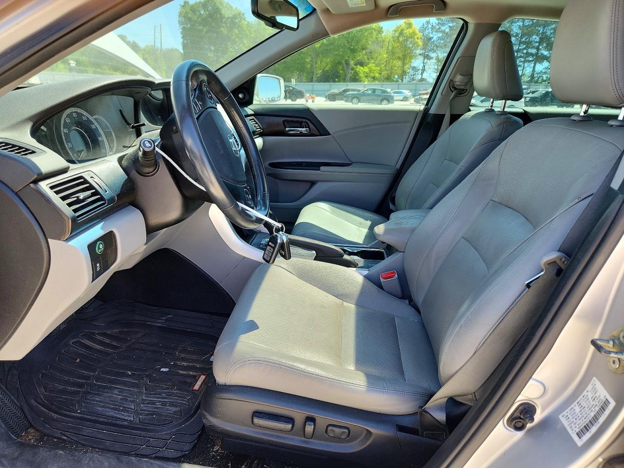 2015 HONDA ACCORD