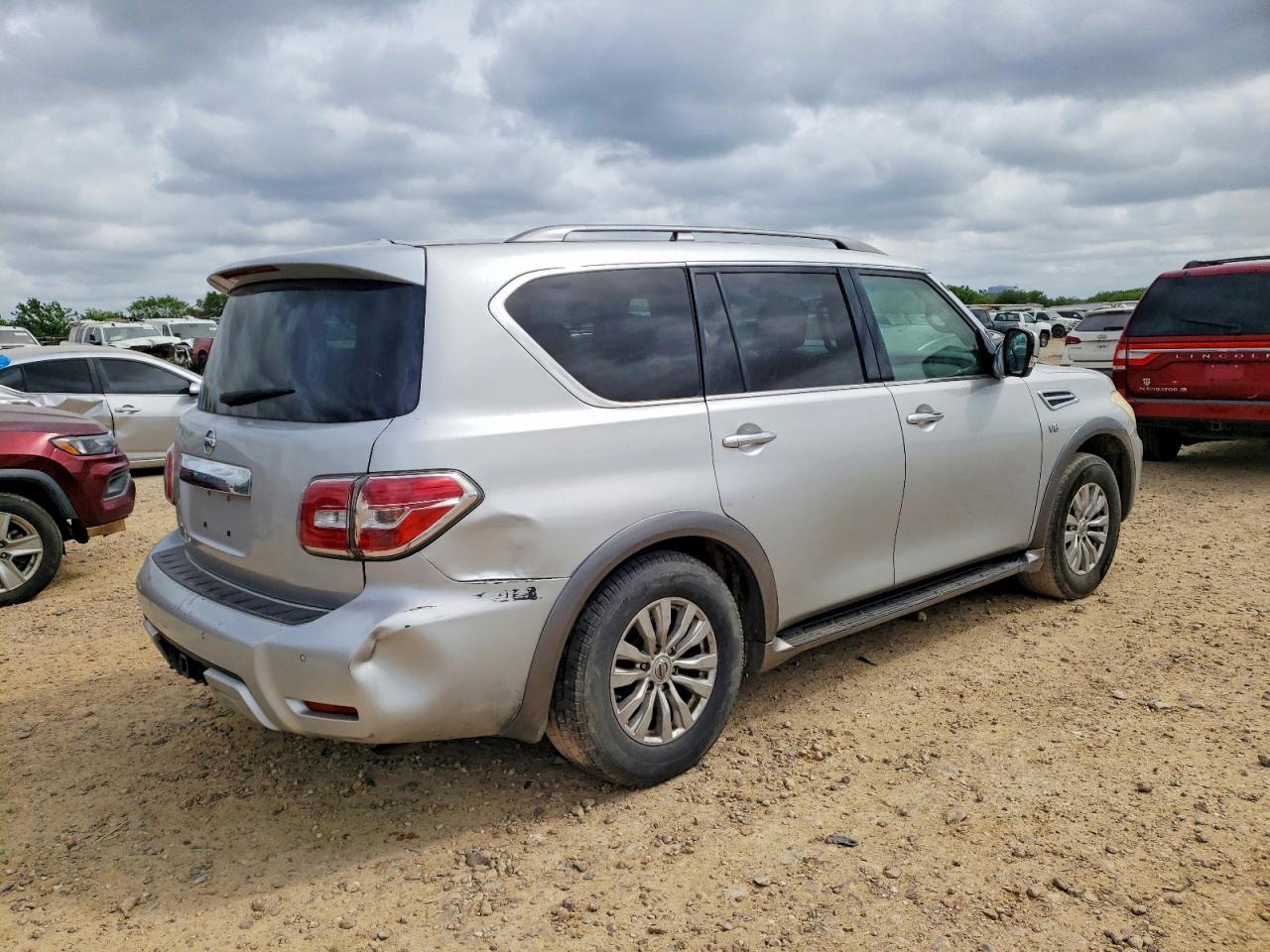 2017 NISSAN Armada