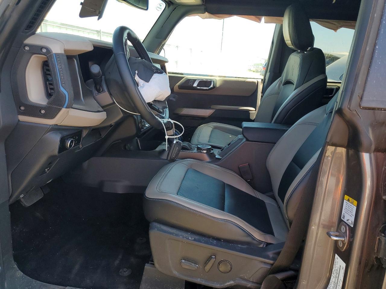2023 FORD Bronco