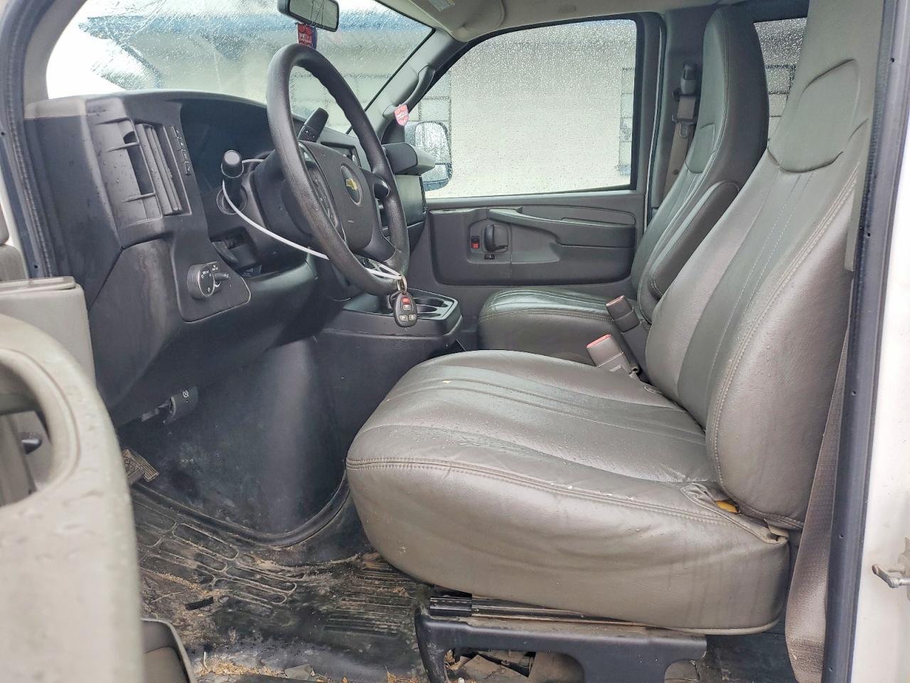 2014 CHEVROLET Express 3500