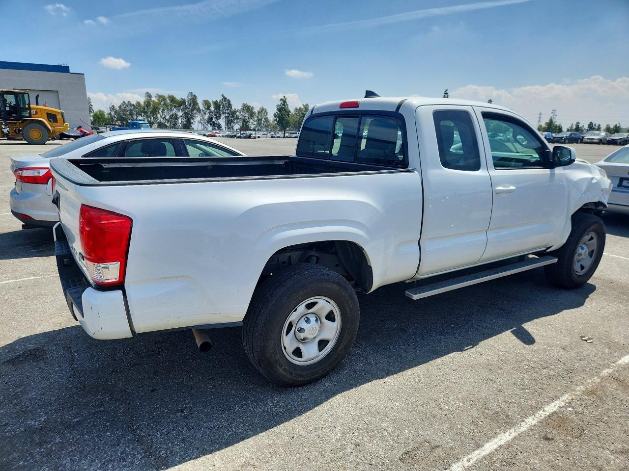 2016 TOYOTA TACOMA