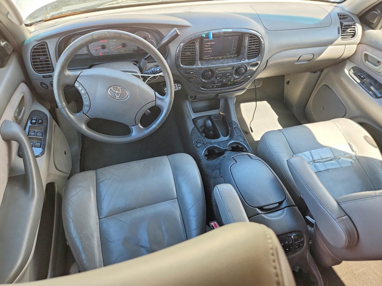 2003 TOYOTA Sequoia