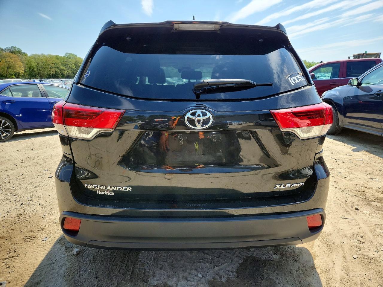 2019 TOYOTA HIGHLANDER