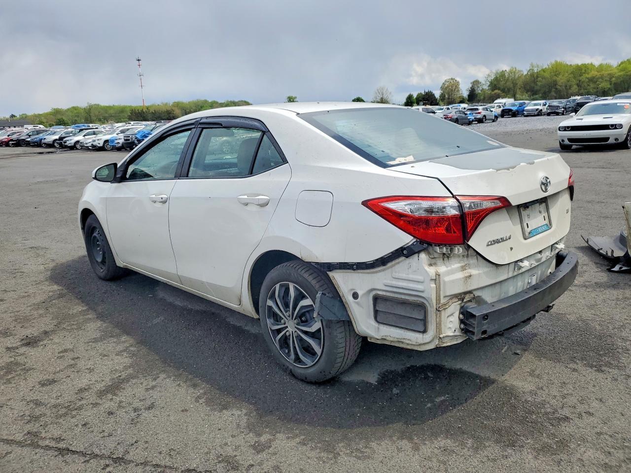 2015 TOYOTA COROLLA