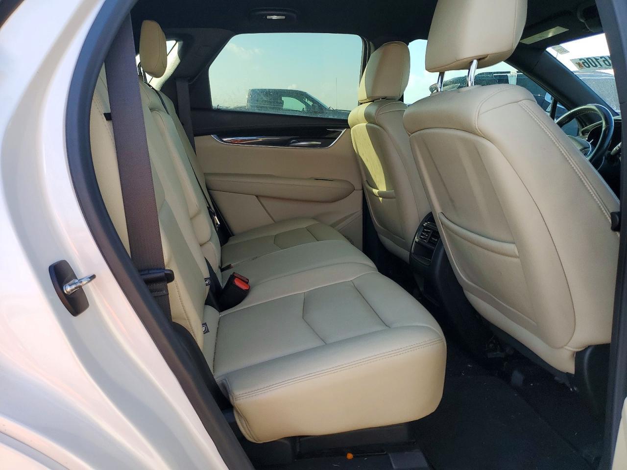 2018 CADILLAC XT5