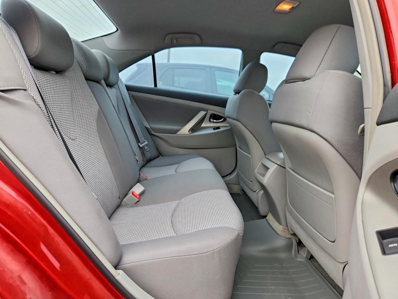 2010 TOYOTA CAMRY