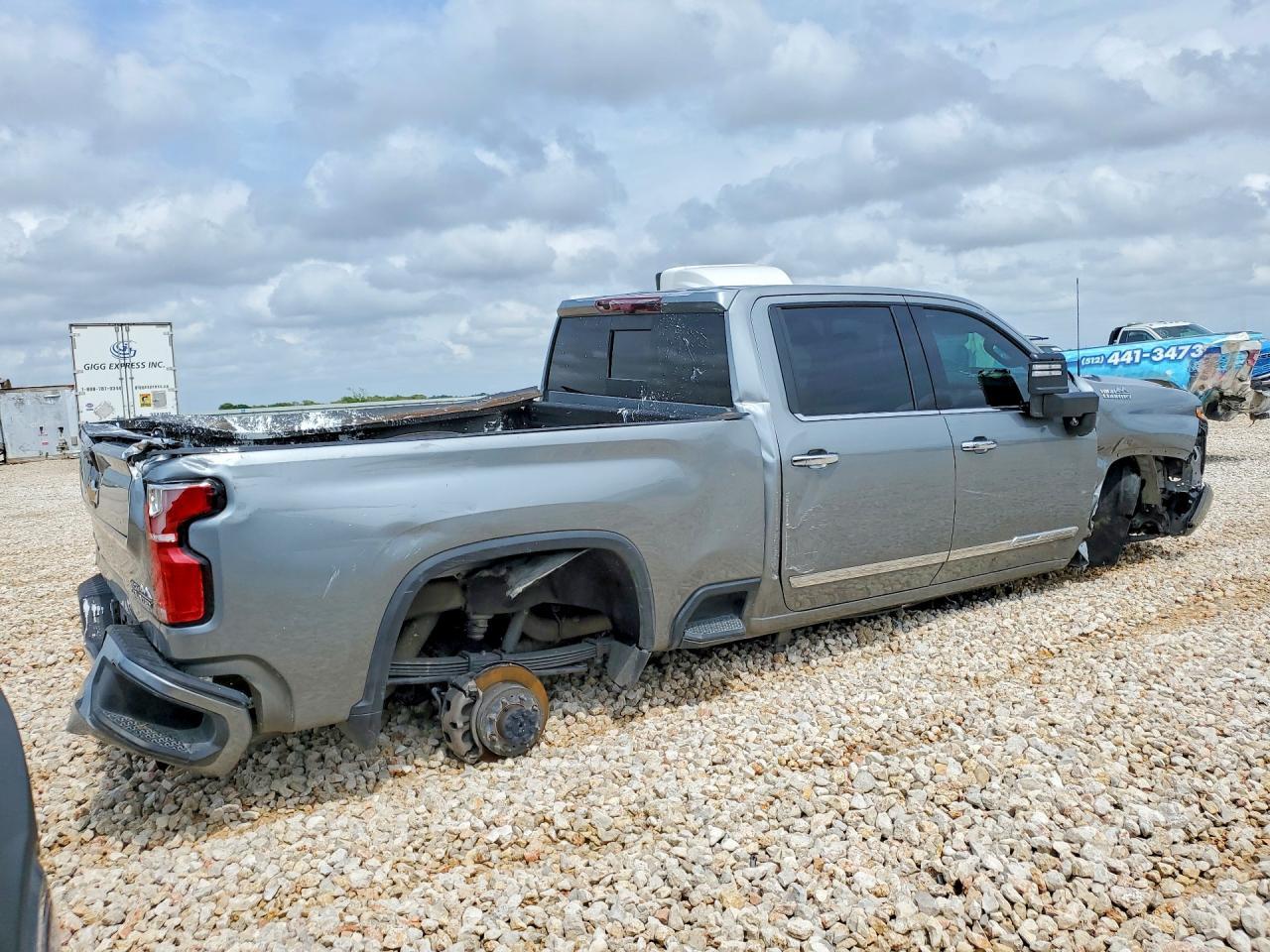 2024 CHEVROLET Silverado
