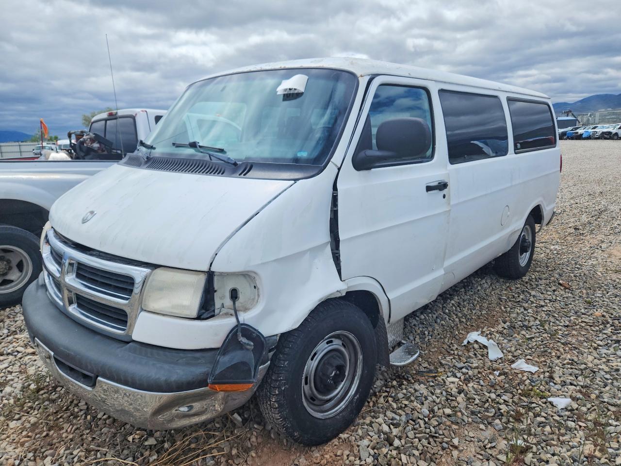 1998 DODGE Ram Wagon