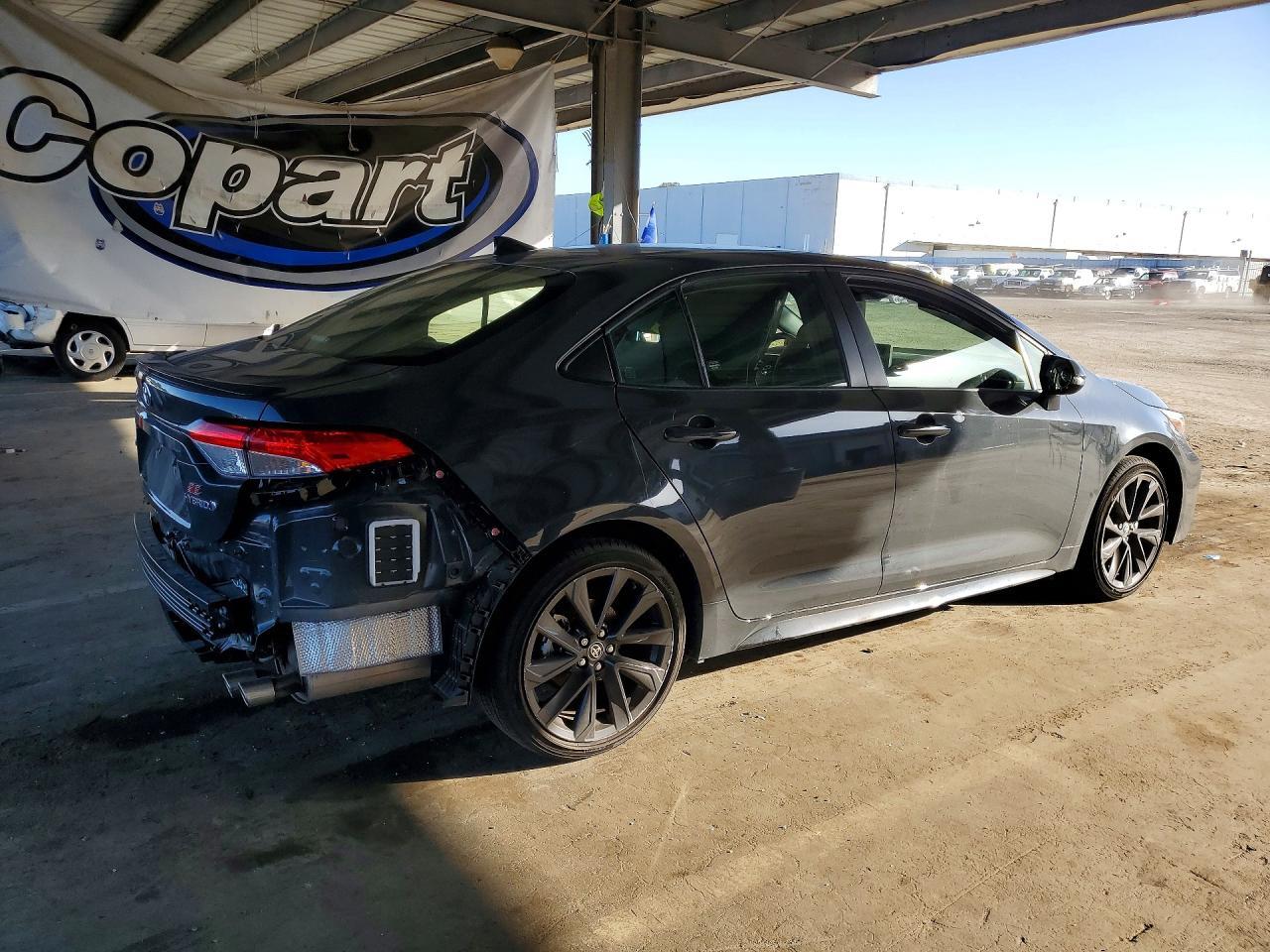 2024 TOYOTA COROLLA