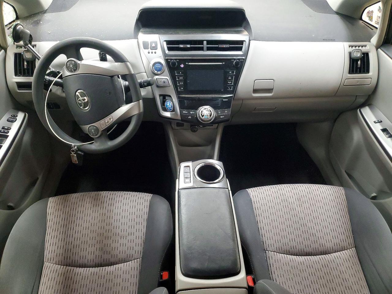 2017 TOYOTA PRIUS V