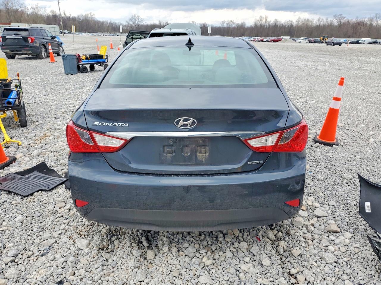 2014 HYUNDAI SONATA