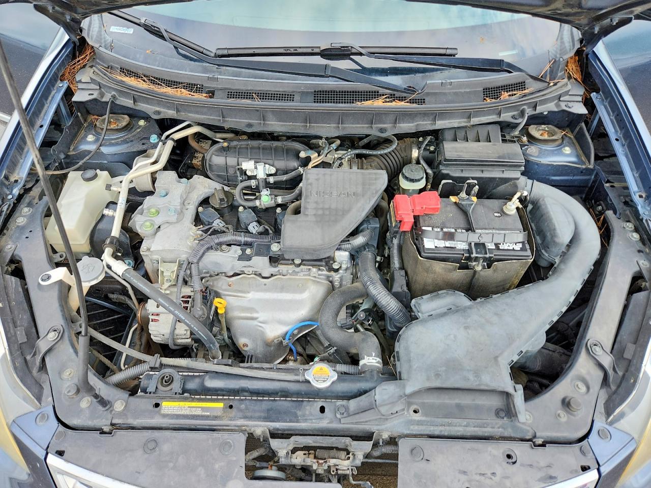 2015 NISSAN ROGUE