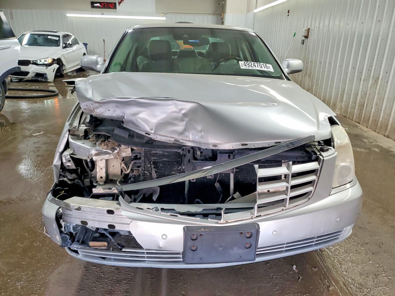 2010 CADILLAC DTS