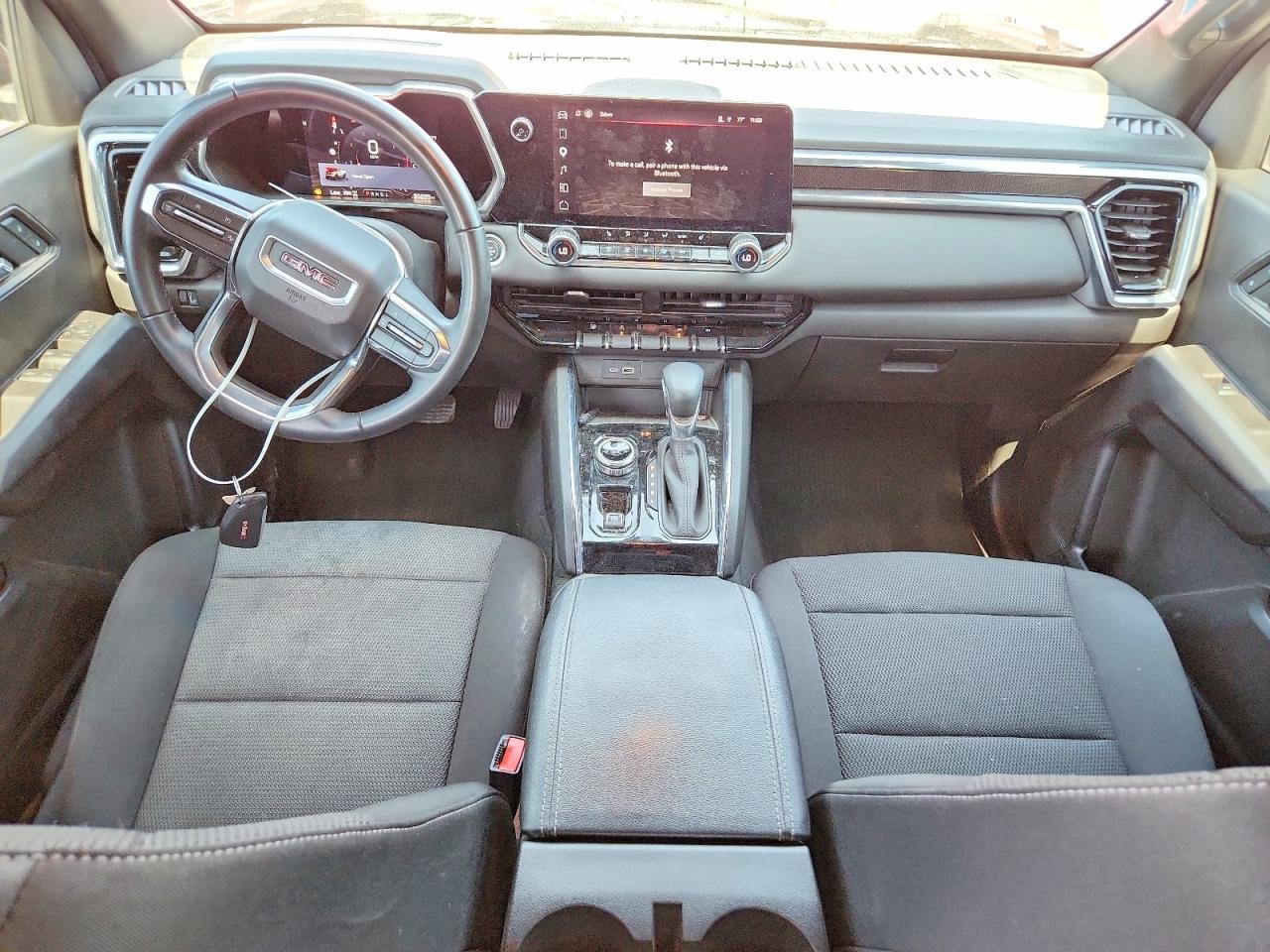 2023 GMC CANYON