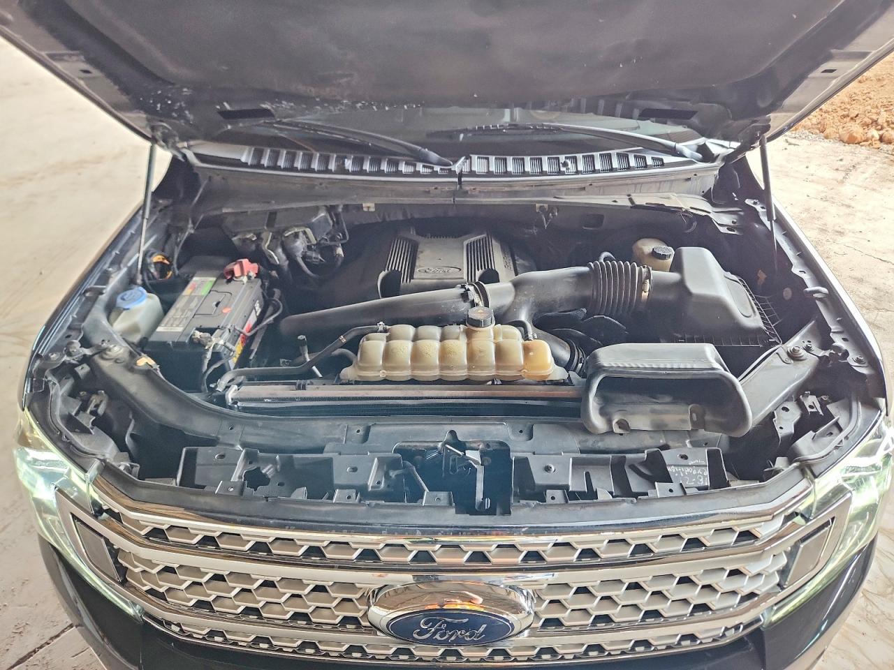 2020 FORD Expedition