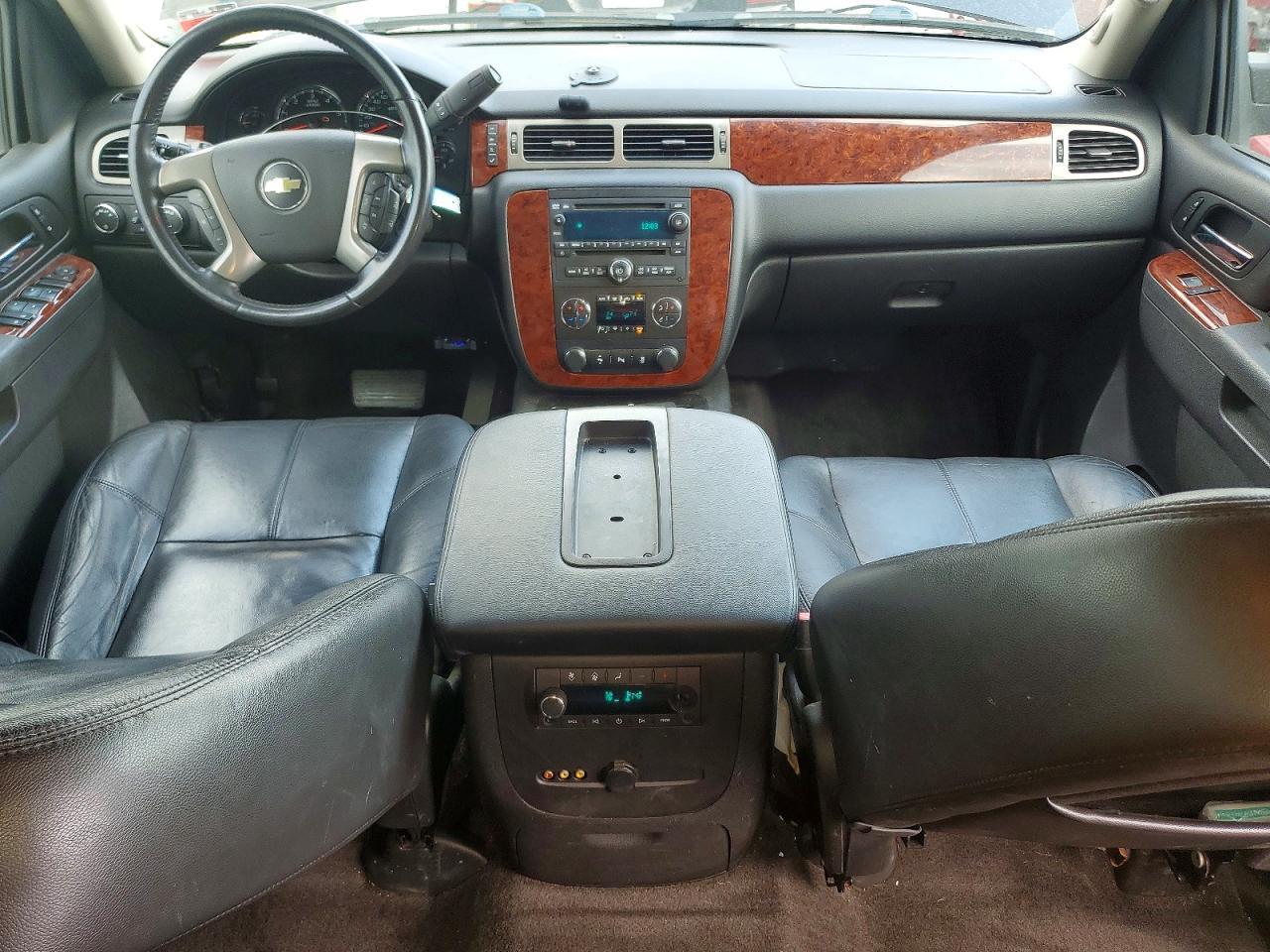 2012 CHEVROLET Suburban