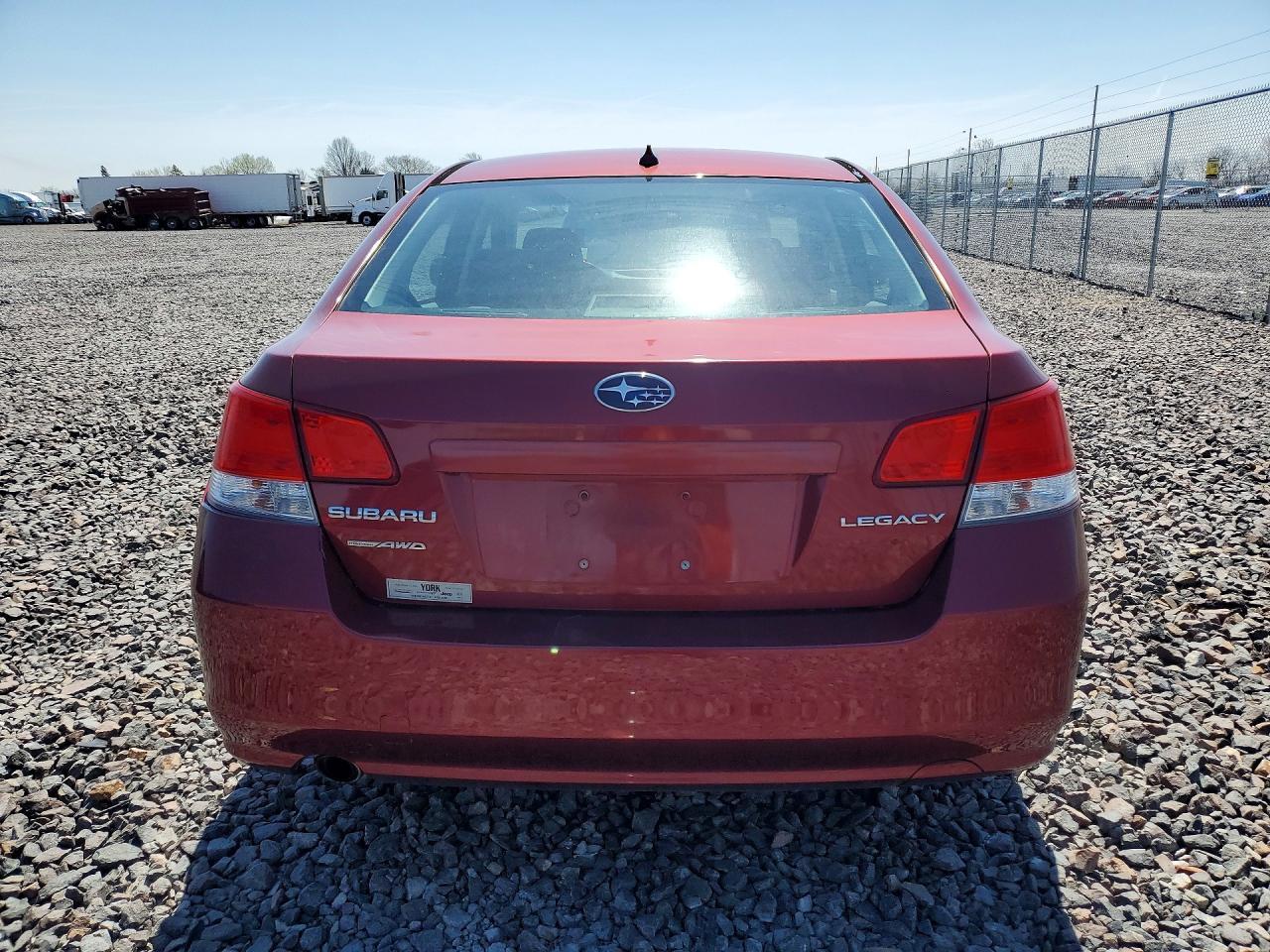 2014 SUBARU Legacy