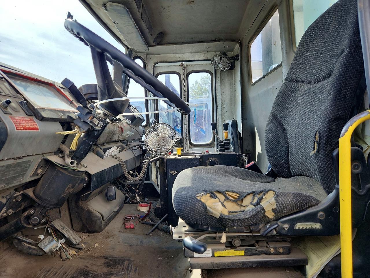 2003 FREIGHTLINER Fl70