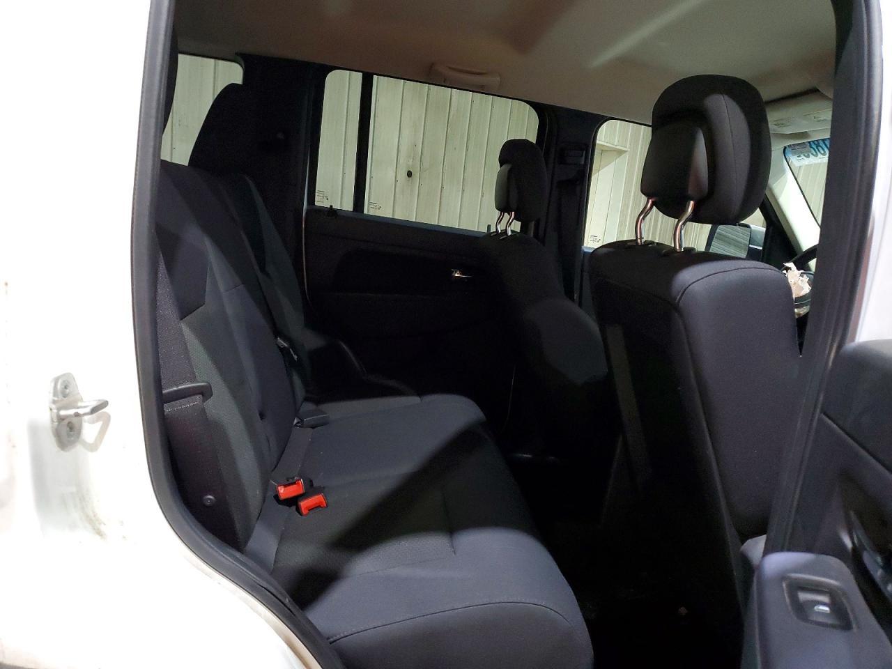 2012 JEEP Liberty