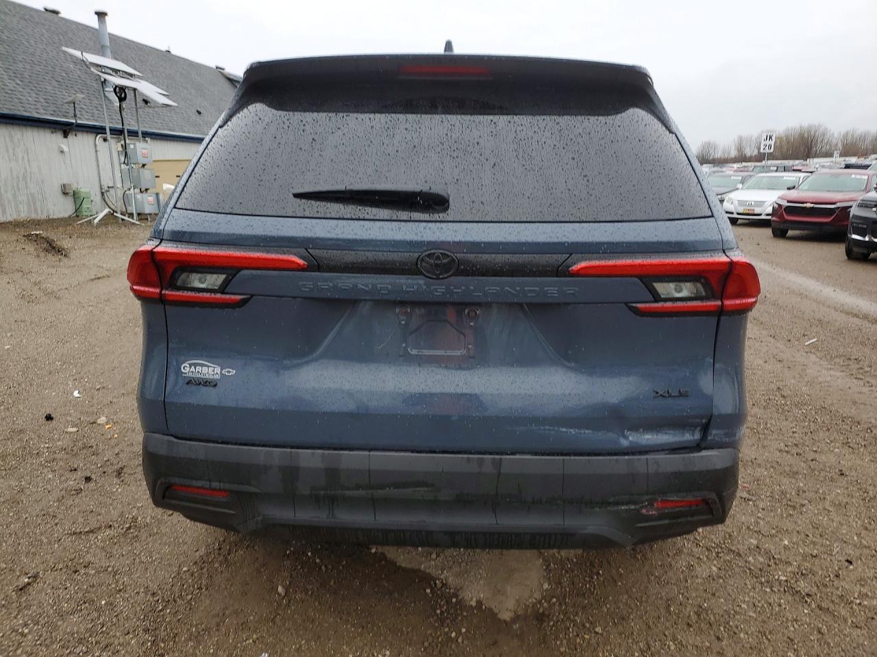 2024 TOYOTA HIGHLANDER