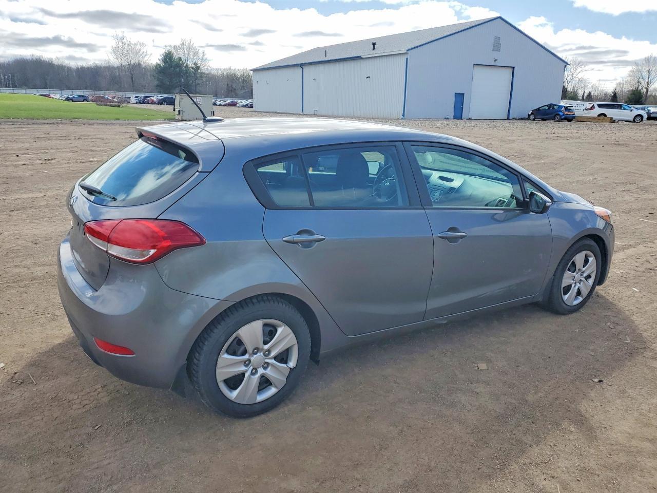 2016 KIA FORTE