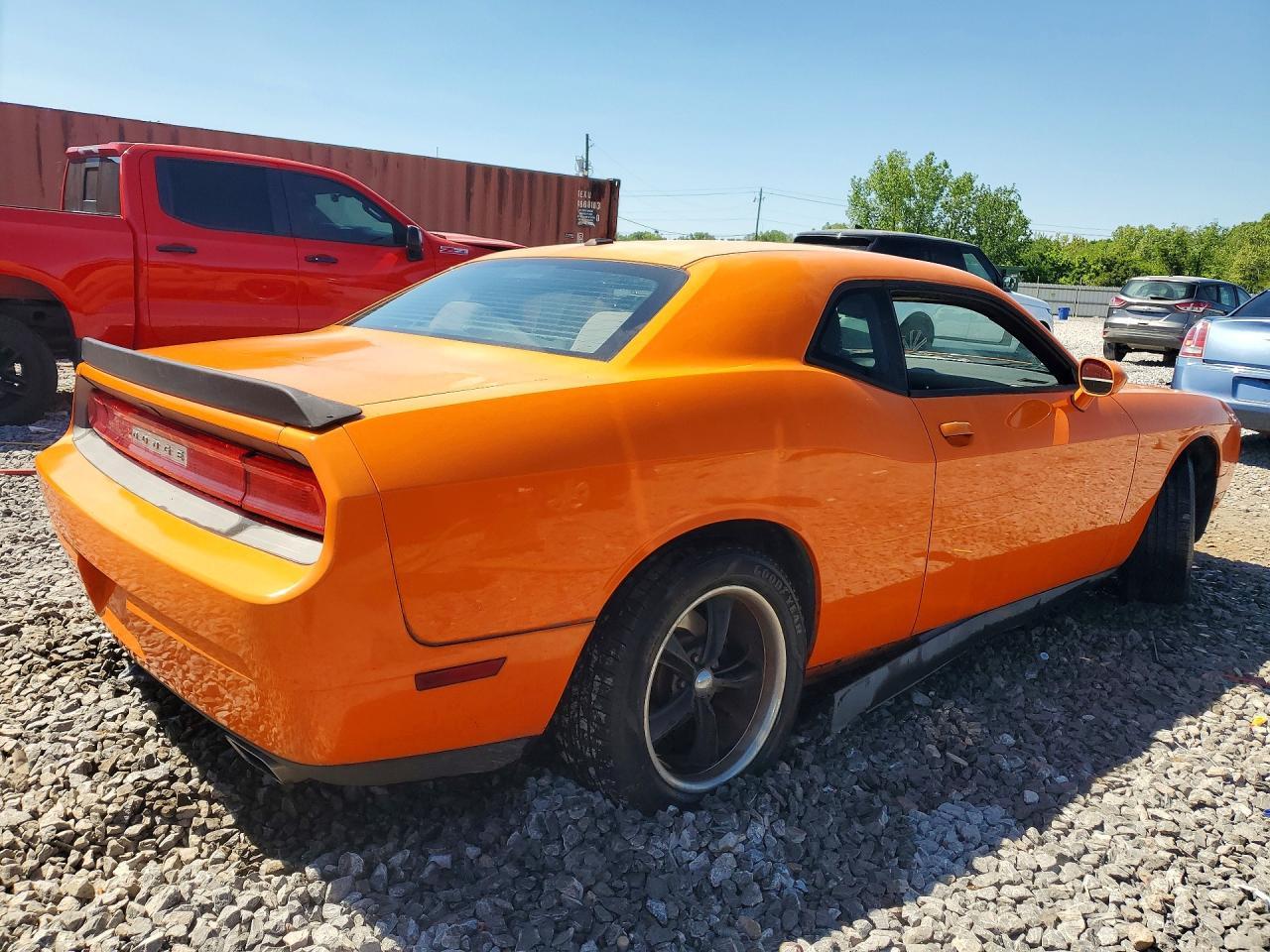 2012 DODGE Challenger