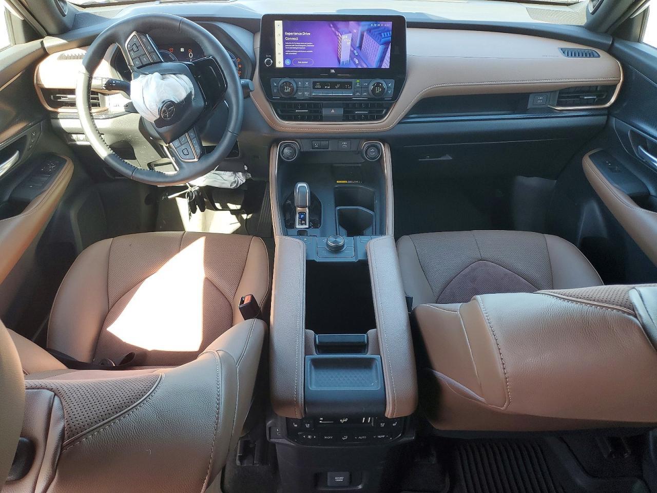 2024 TOYOTA HIGHLANDER