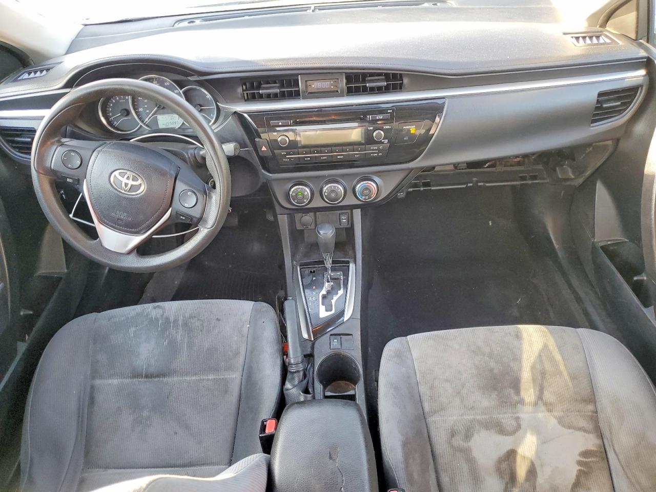 2015 TOYOTA COROLLA