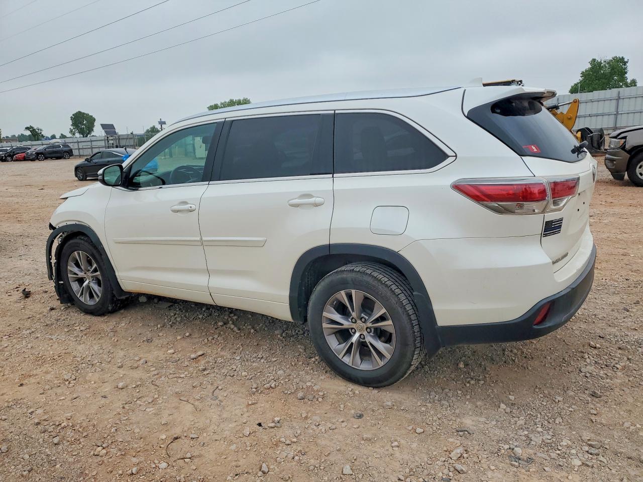 2014 TOYOTA HIGHLANDER