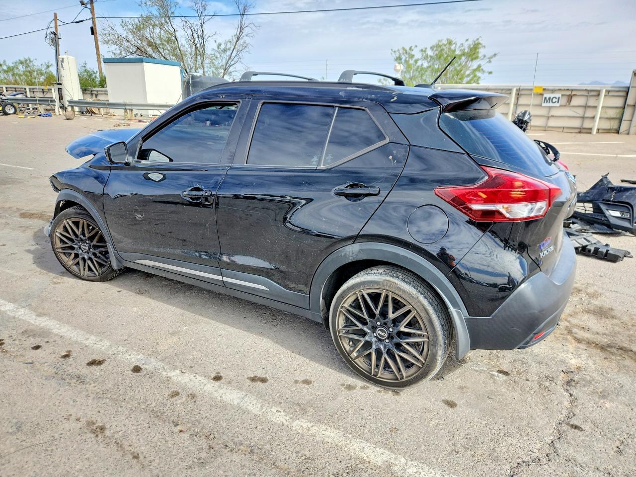 2019 NISSAN KICKS