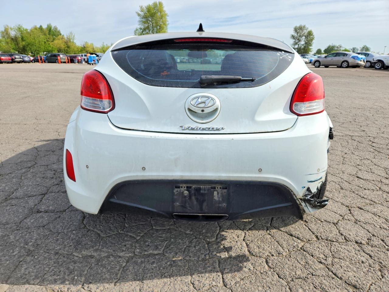 2013 HYUNDAI VELOSTER