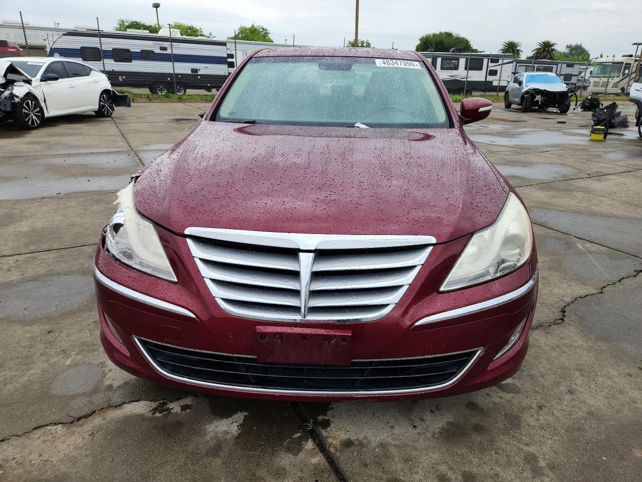 2013 HYUNDAI GENESIS