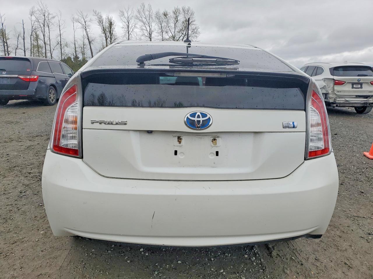 2013 TOYOTA PRIUS