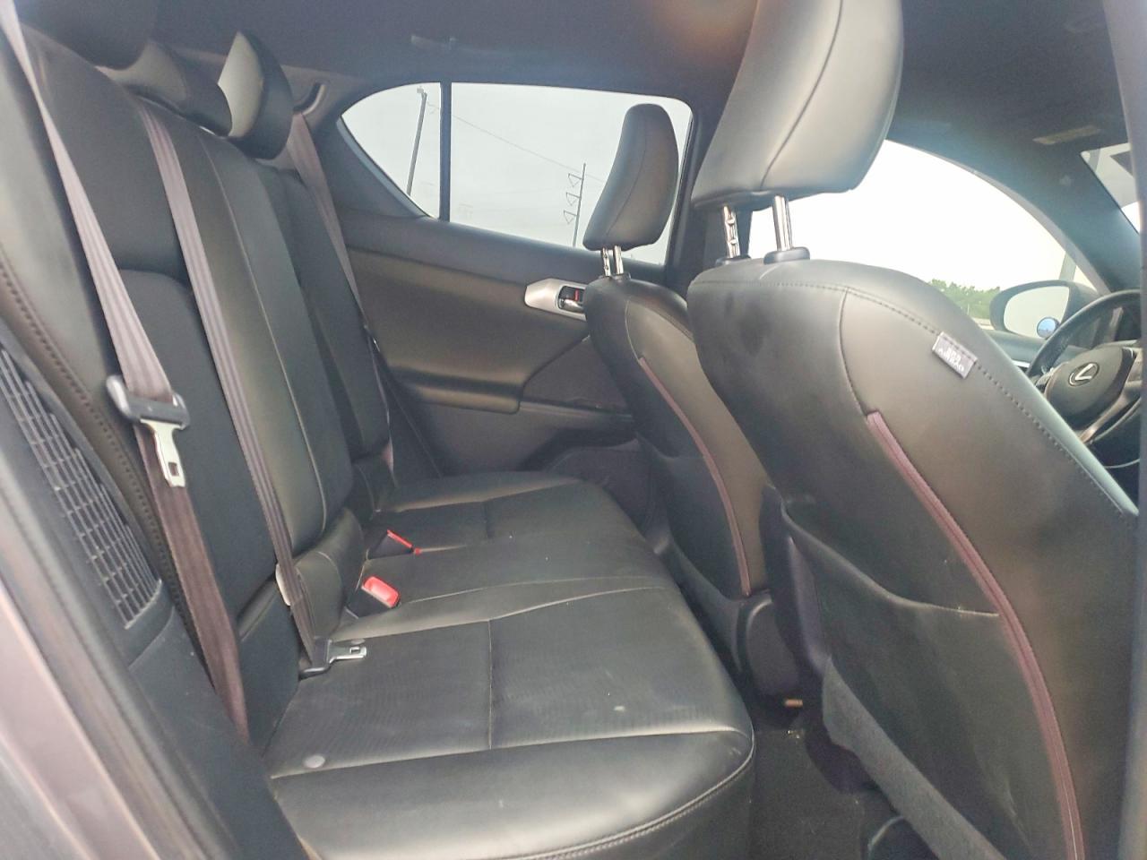 2013 LEXUS CT 200