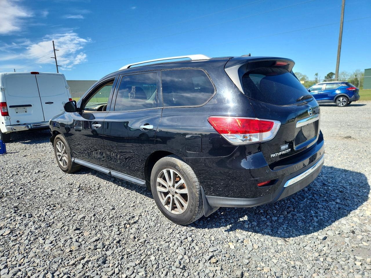 2015 NISSAN PATHFINDER