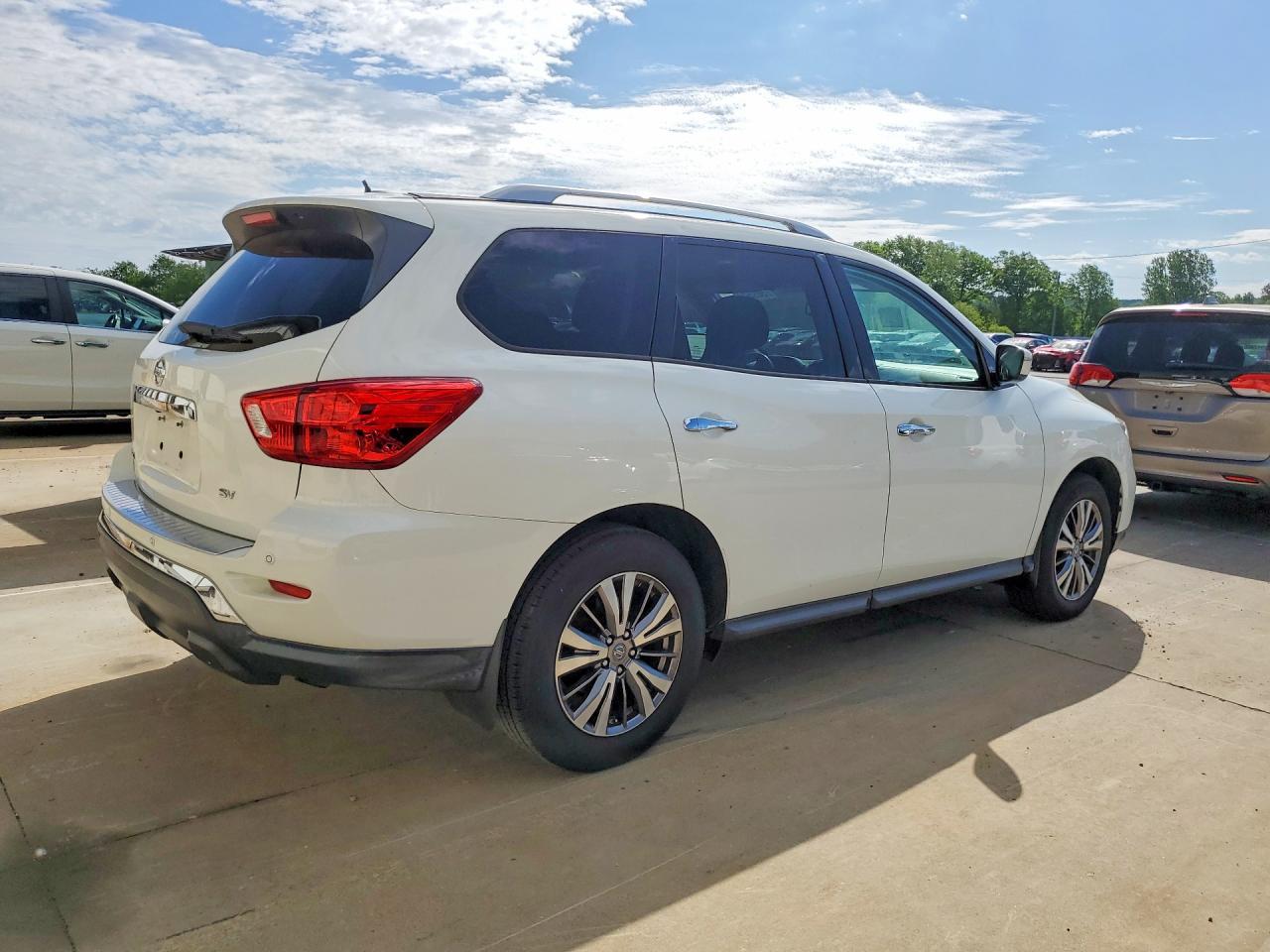 2018 NISSAN PATHFINDER