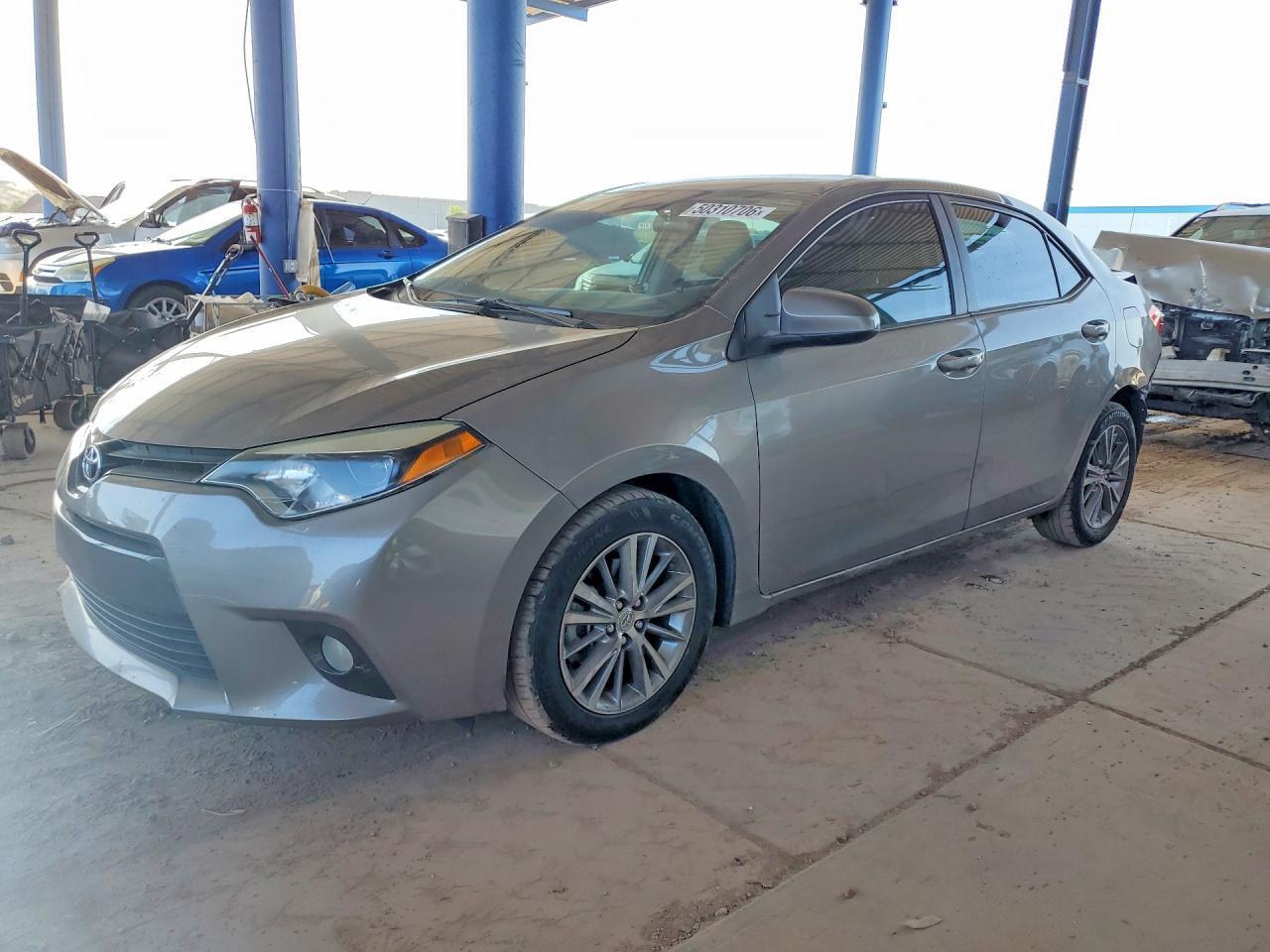 2015 TOYOTA COROLLA