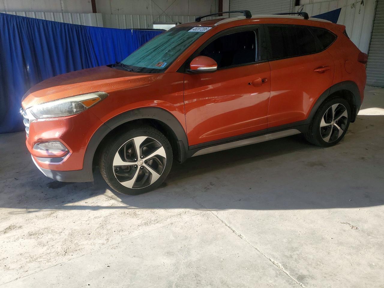 2017 HYUNDAI TUCSON